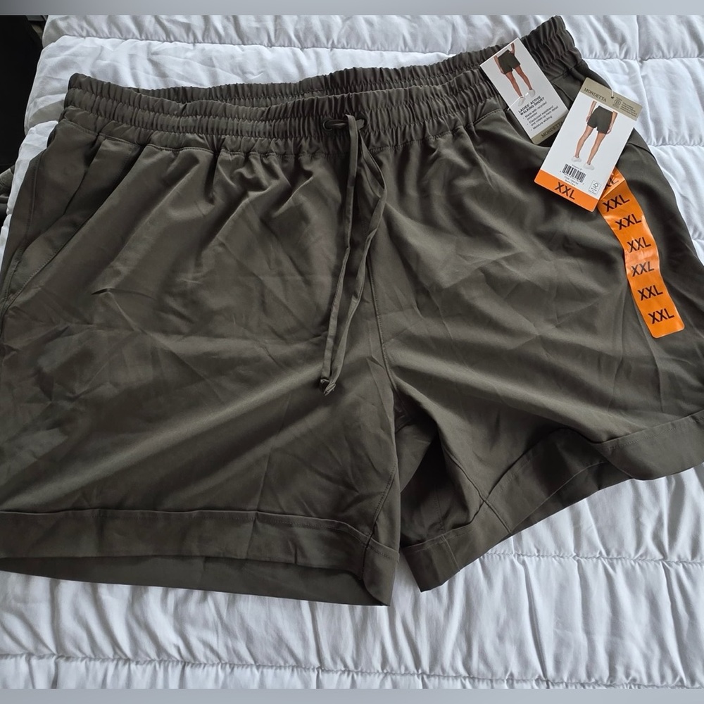 Mondetta Olive Athletic Shorts
